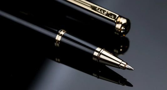 Best Pens for Left Handed Writers